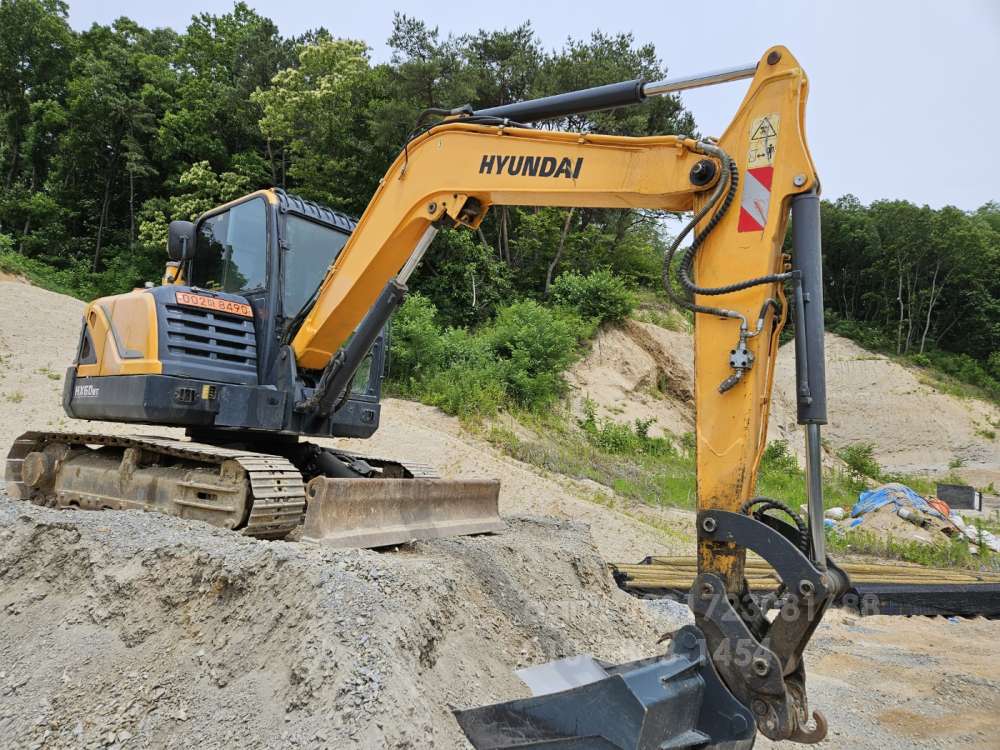 Hyundai Excavator HX60MT  운전석