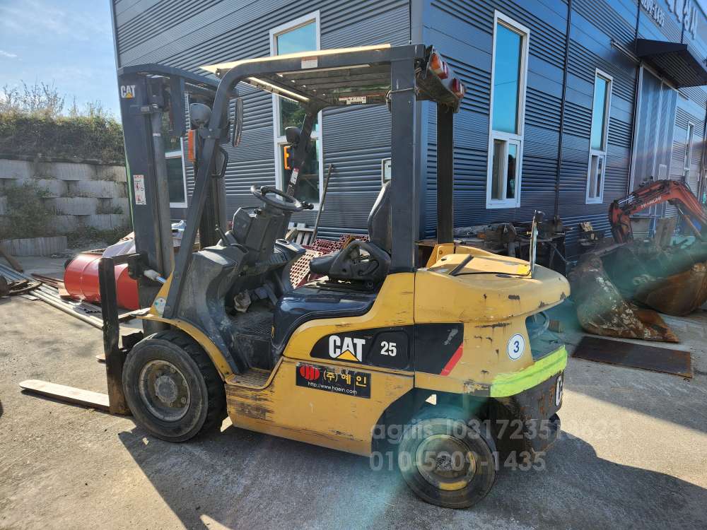  Forklift 2.5톤  측면