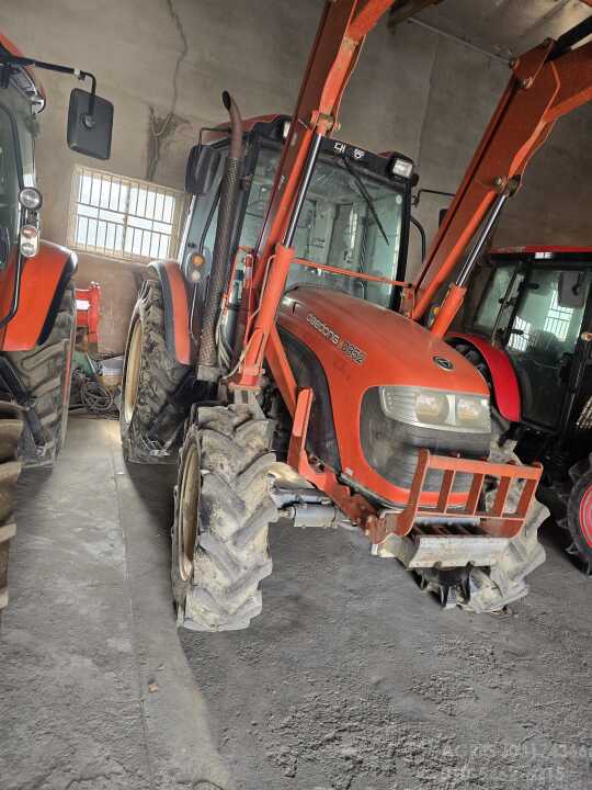 Daedong Tractor D852 (85hp)