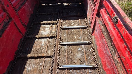  퇴비살포기 퇴비살포기