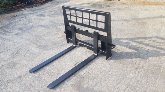 모든기업 스키드로더 지겟발