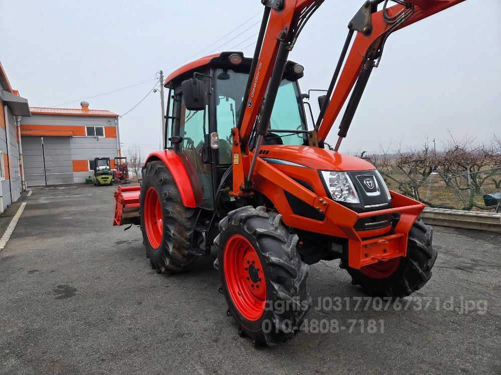 Daedong Tractor RX730 (73hp) 뒤우측면