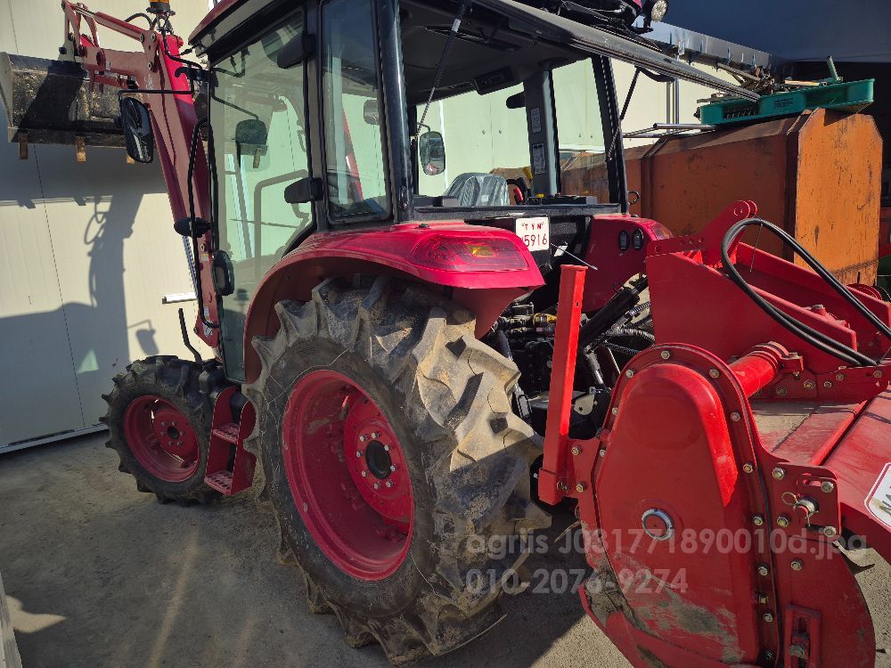 TYM 트랙터 K58 (58마력) 뒤우측면