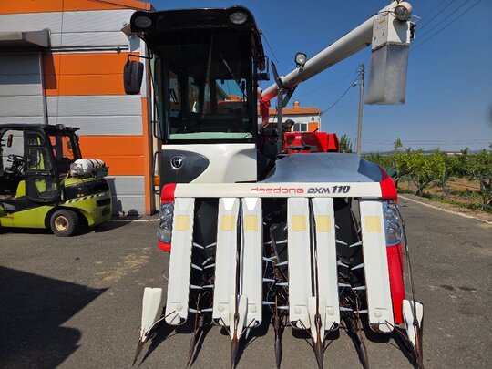 Daedong Combine Harvester DXM110 (6Rows)