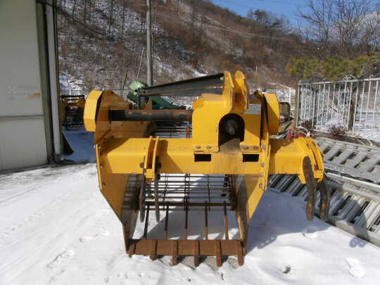 황기수확기 두루 황기수확기 두루기계 황기수확기 두루기계 DR-1000