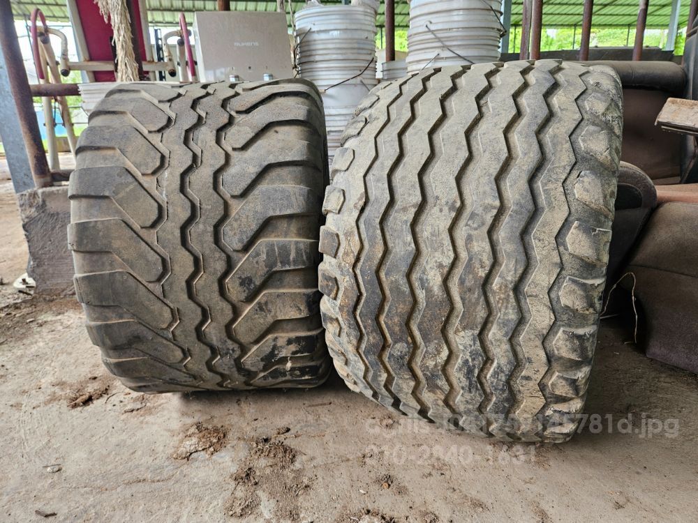  베일러바퀴, 콤프레샤 베일러바퀴 컴프레샤 뒤우측면