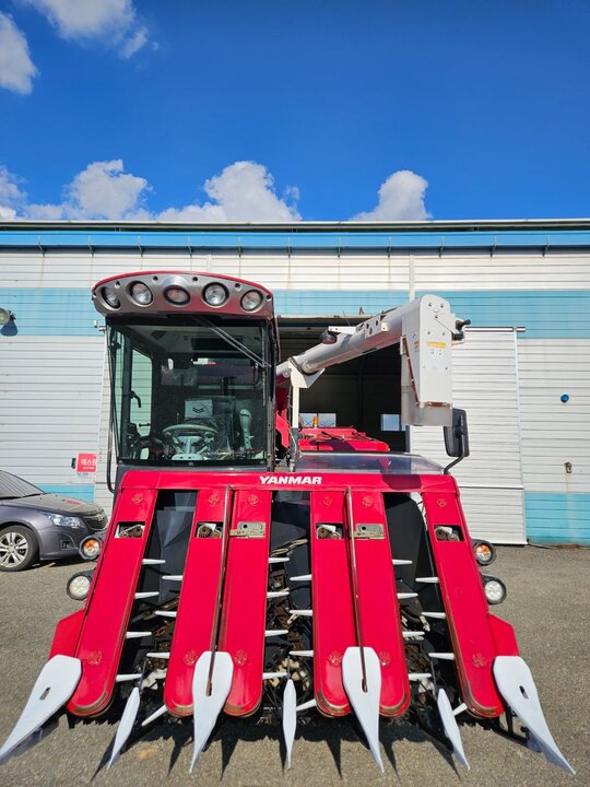 Yanmar Combine Harvester YH6115 (6Rows)