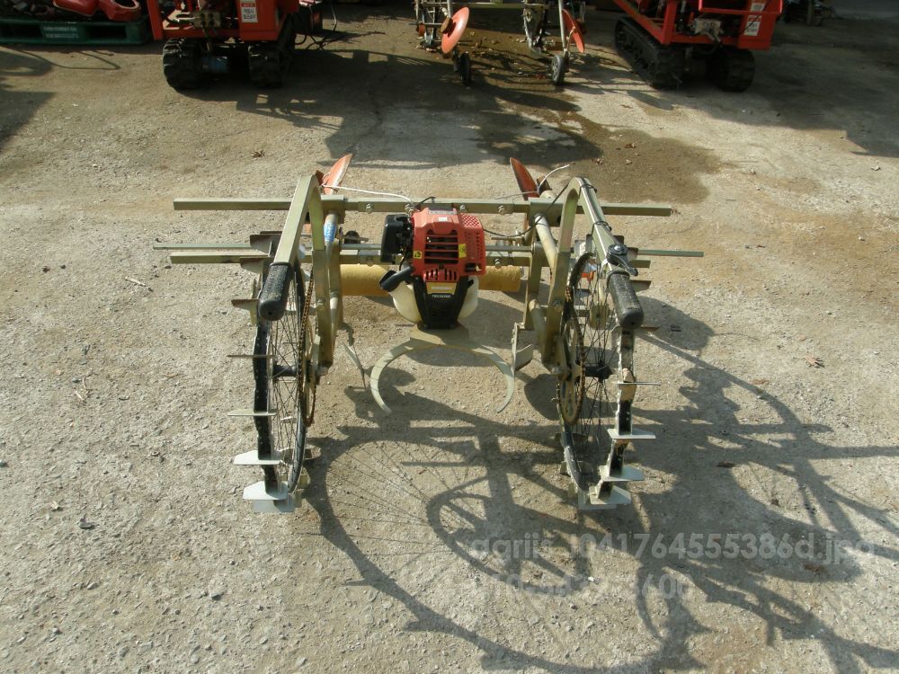 동력비닐피복기 동력비닐피복기 동력비닐피복기 뒤우측면