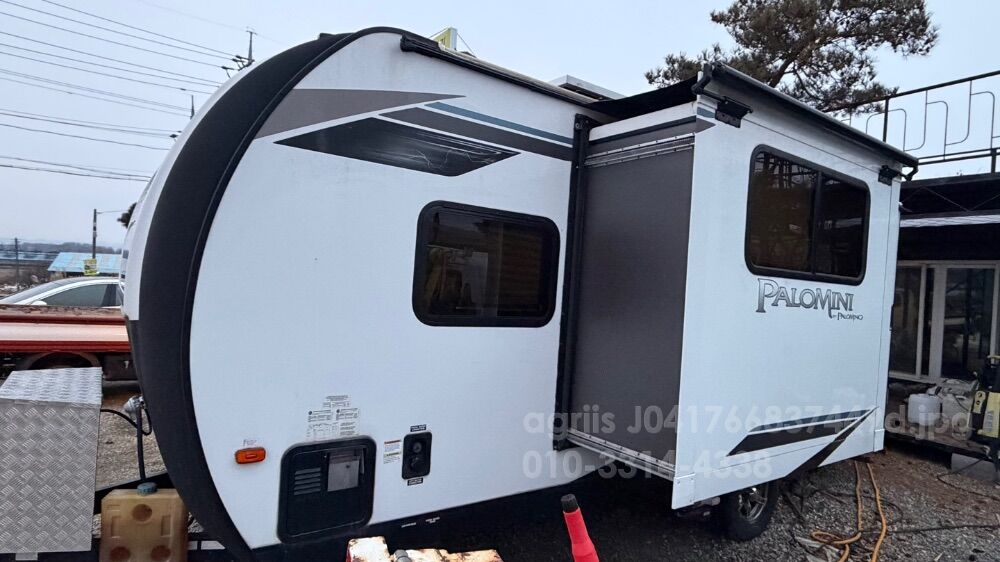 Palomini by Palo 카라반 Palomini by Palomino 뒤우측면