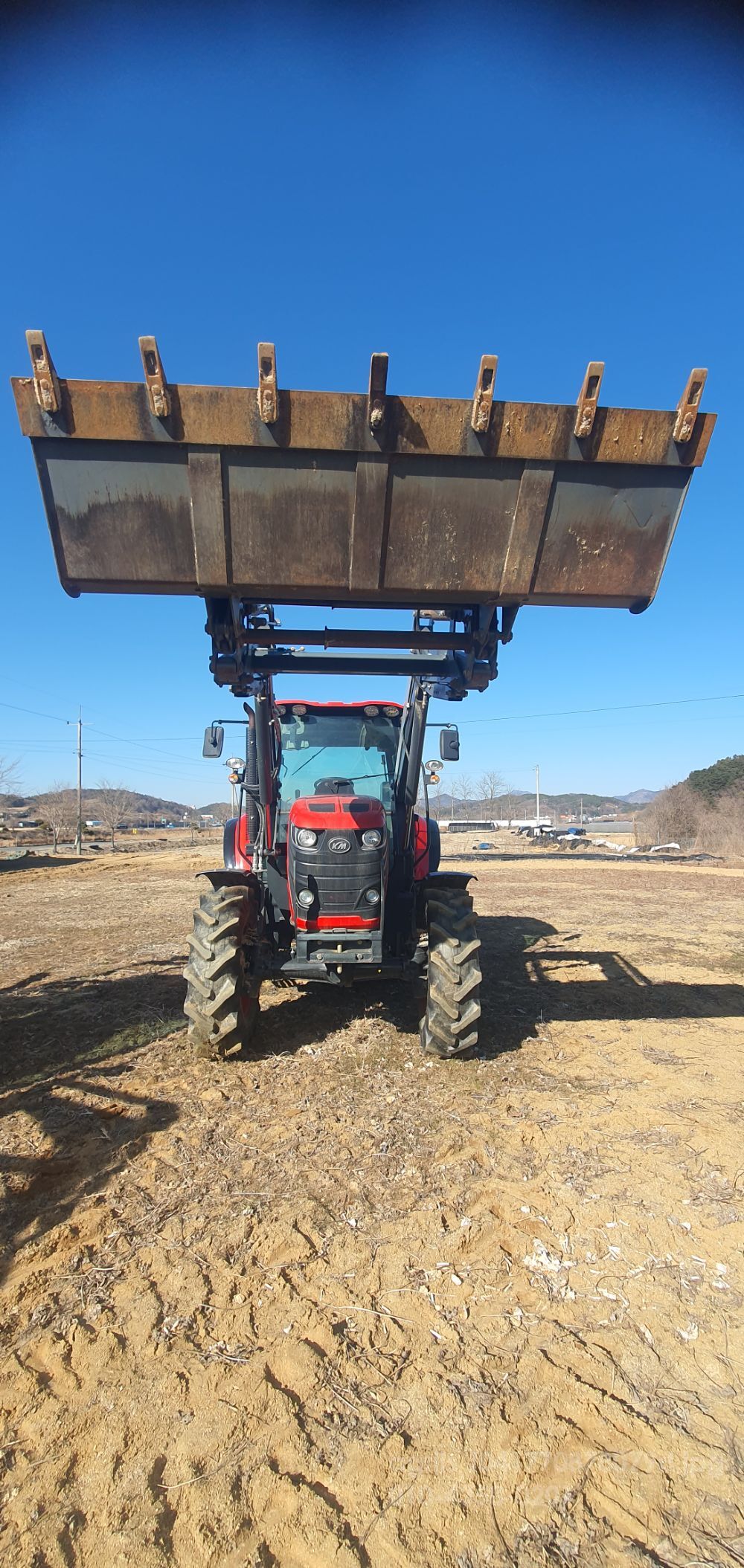 Kukje Tractor LUXEN1000 (100hp) 뒤우측면