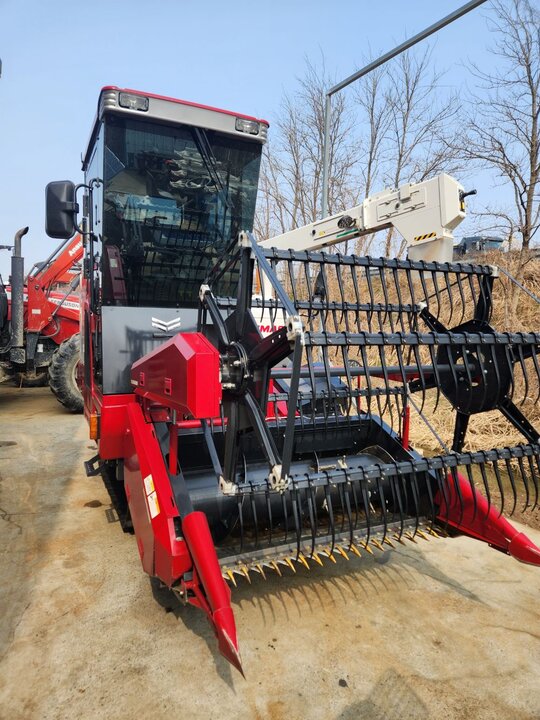 Yanmar Combine Harvester YH400 (보통형)