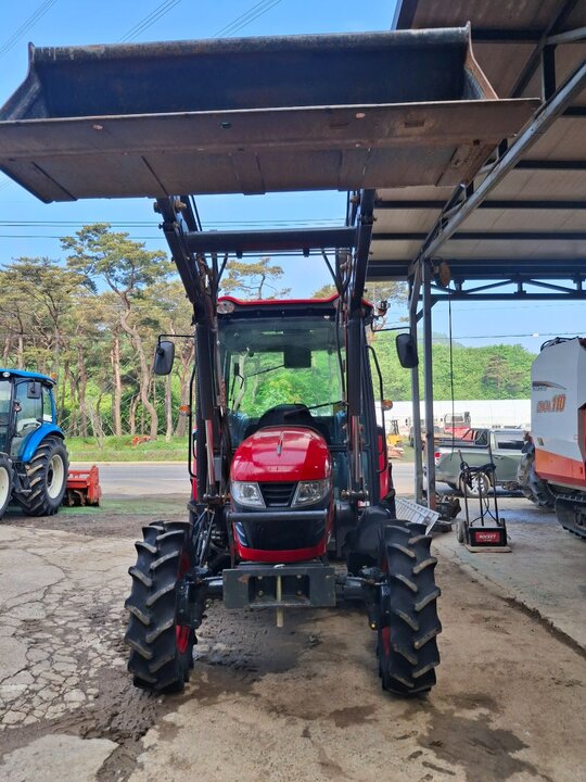 국제 트랙터 LUXEN560 (56마력)