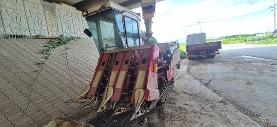 국제 콤바인 KC575G (4조식)