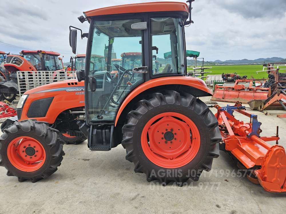 Daedong Tractor RX620 (62hp) 뒤우측면