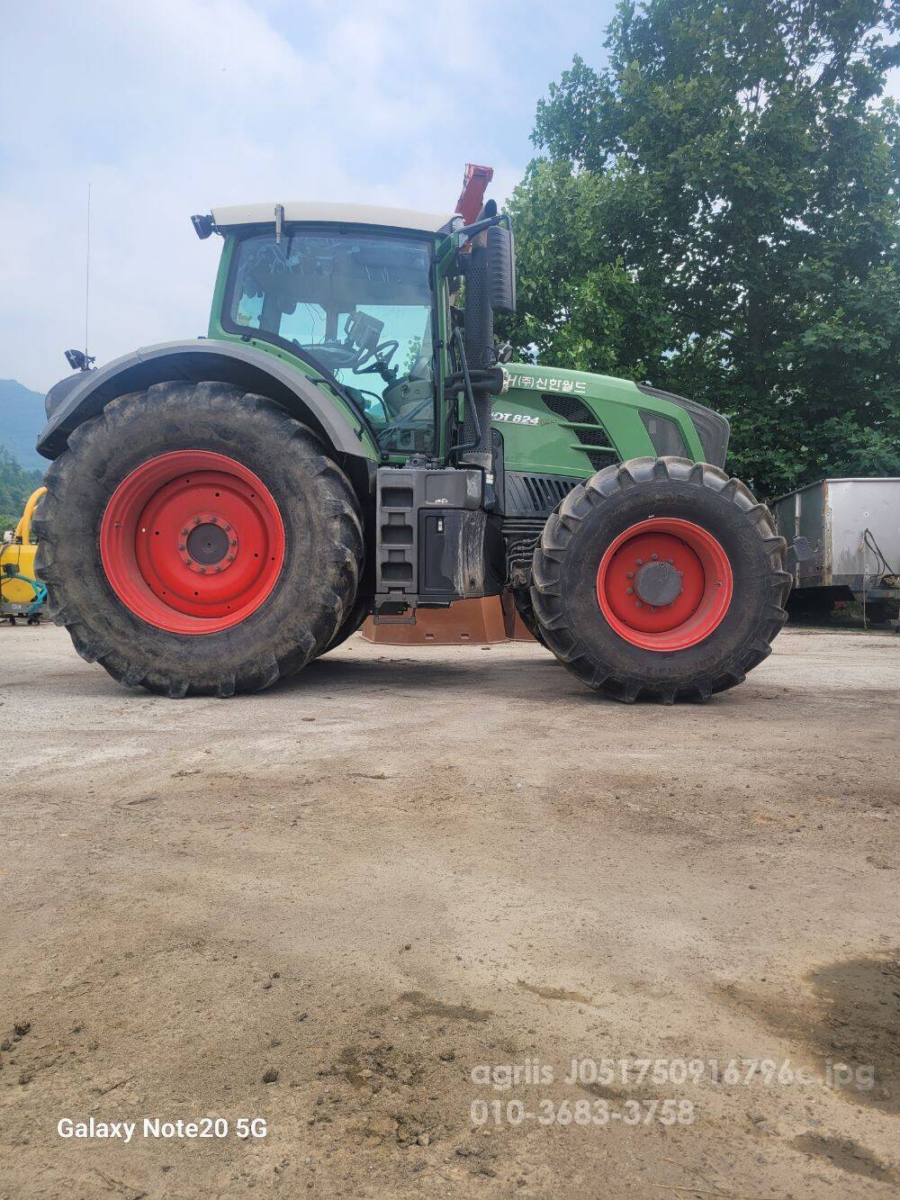  트랙터 FENDT 824