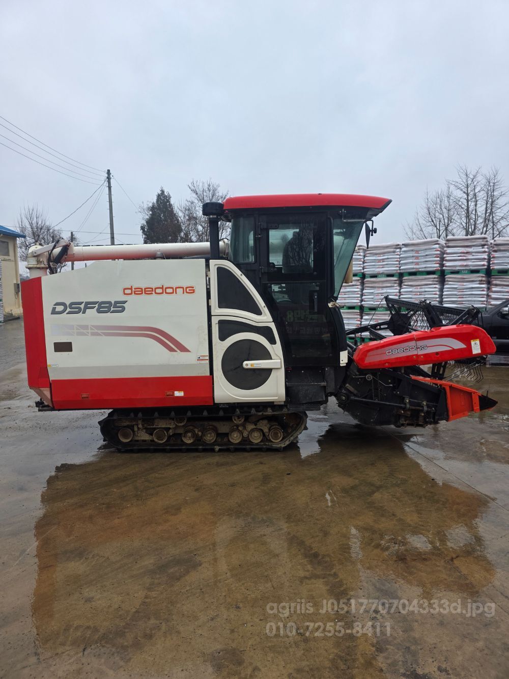 대동 콤바인 DSF85 (보통형) 뒤우측면