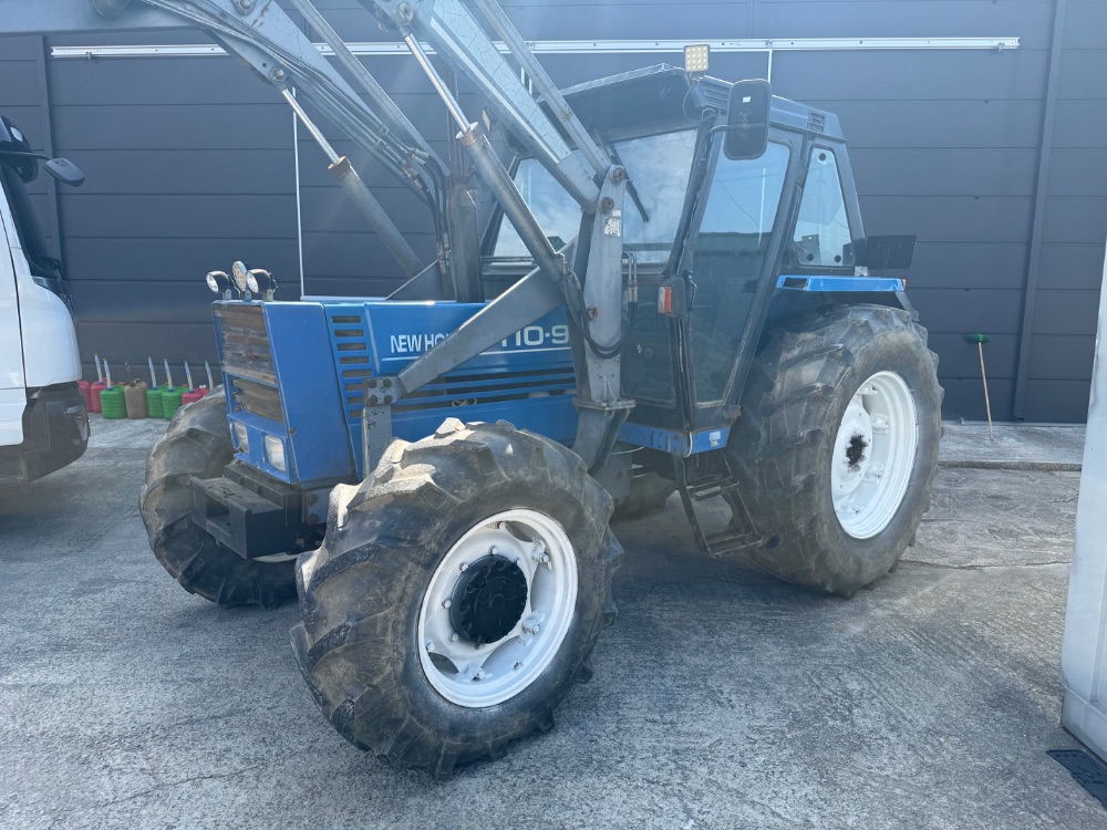 NewHolland Tractor 110-90DT (110hp)