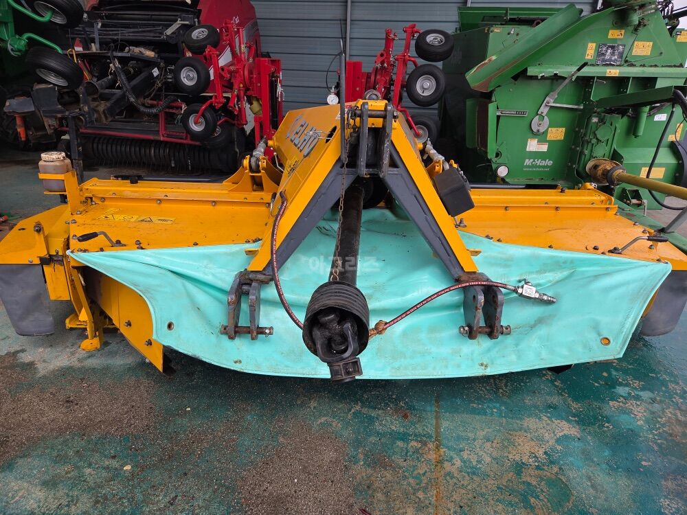  Mower Conditioner NM3200F 전방컨디셔너  뒤우측면
