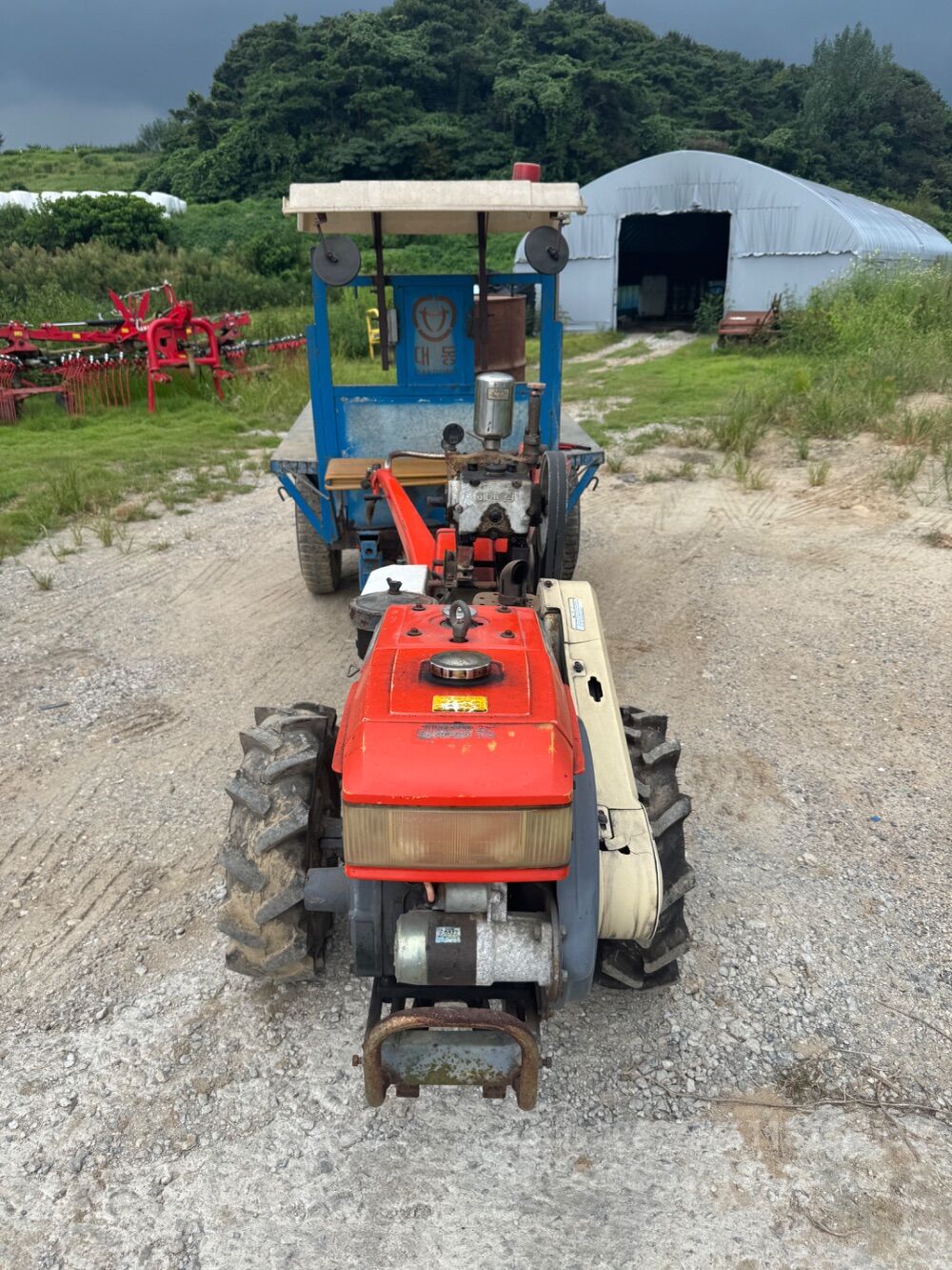 대동 경운기 DT100 (10마력) 뒤우측면