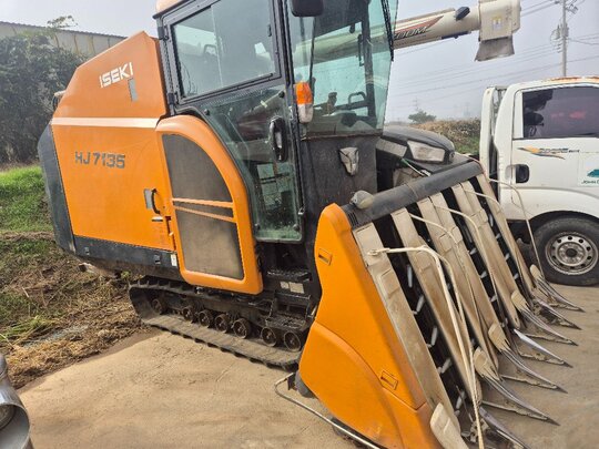 TYM 콤바인 HJ7135 (7조식)