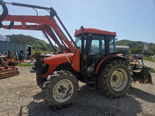 Daedong Tractor LX68 (68hp)