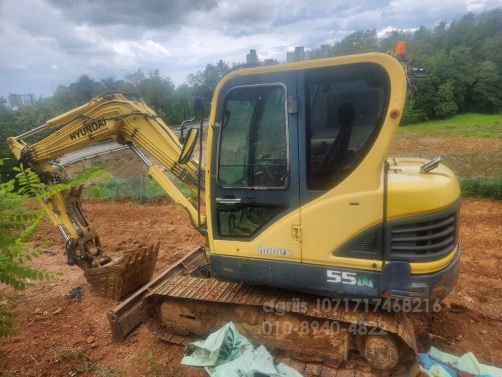 Hyundai Excavator R55  운전석