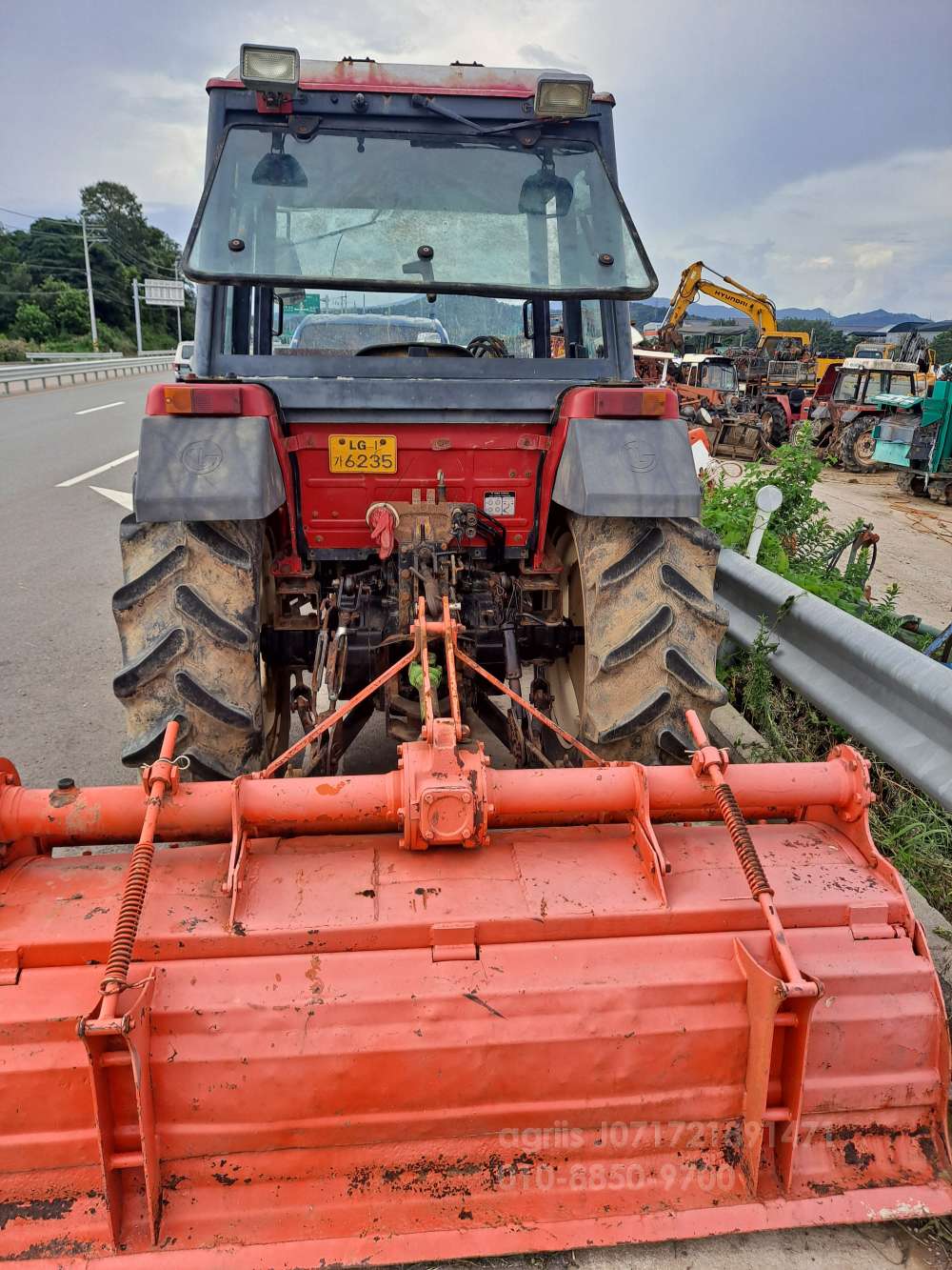 LS 트랙터 LT470D (45마력) 뒤우측면