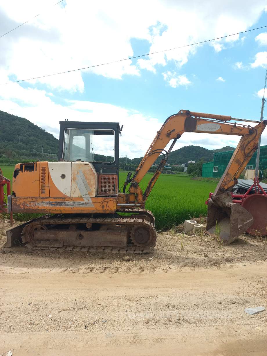 삼성굴삭기 굴삭기 굴삭기 뒤우측면