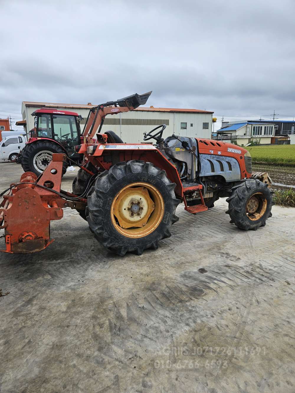 Daedong Tractor D400 (40hp) 뒤우측면