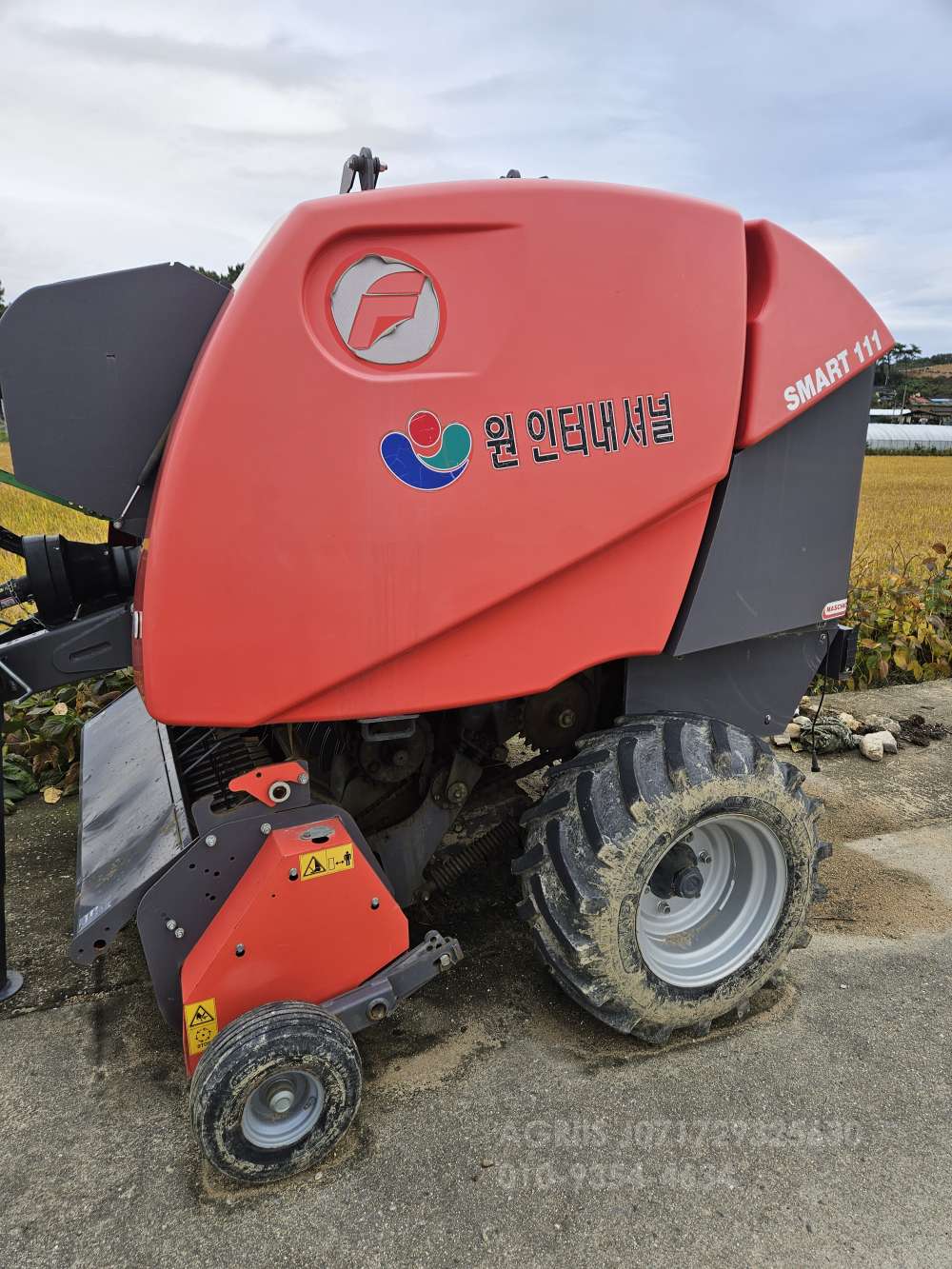  Round Baler Smart 111  뒤우측면