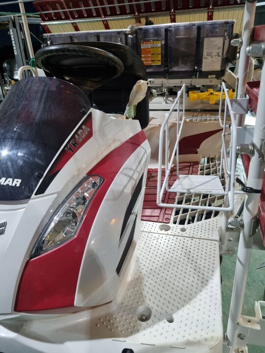 Yanmar Rice transplanter YR6DA (6Rows)