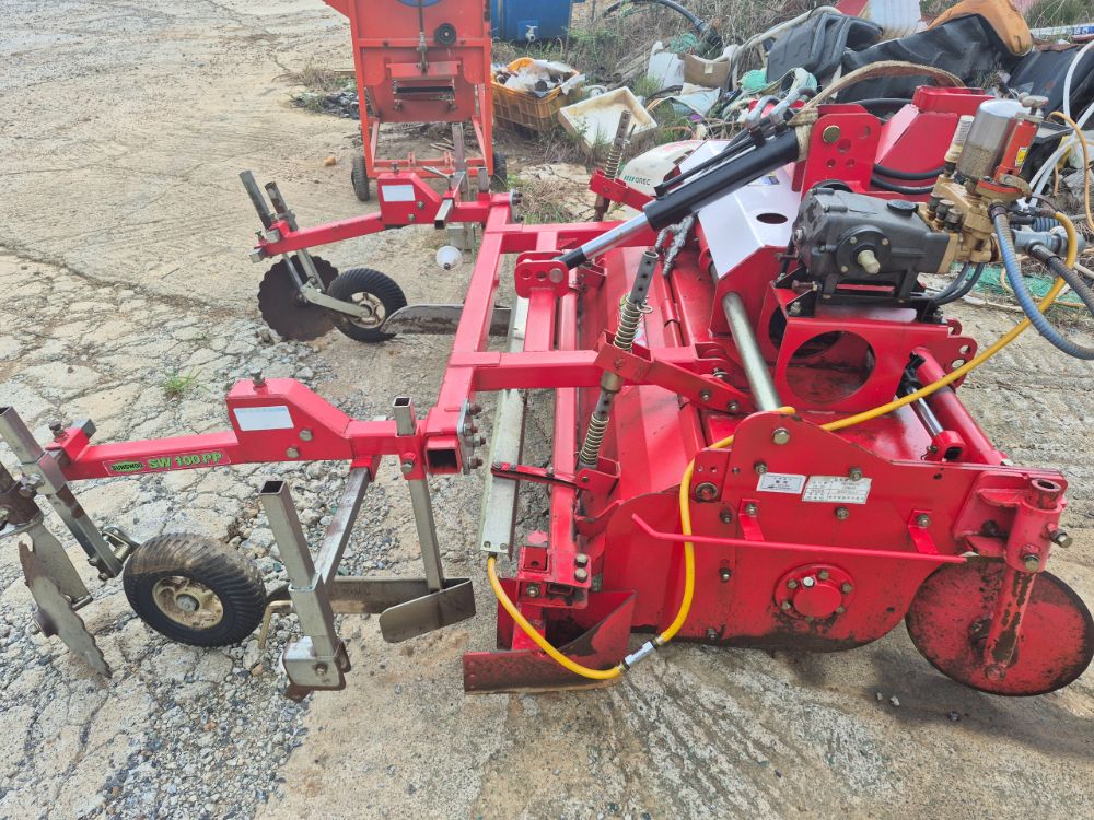 성우공업 트랙터용 휴립복토기 SW140SOG(129cm)