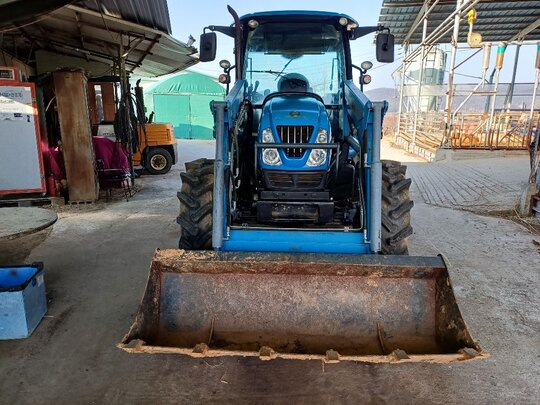LS Tractor P7180 (80hp)