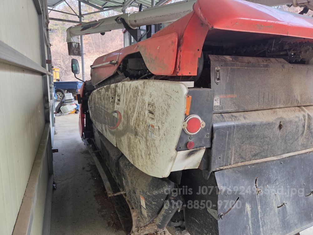 구보다 콤바인 ER575K (5조식) 뒤우측면