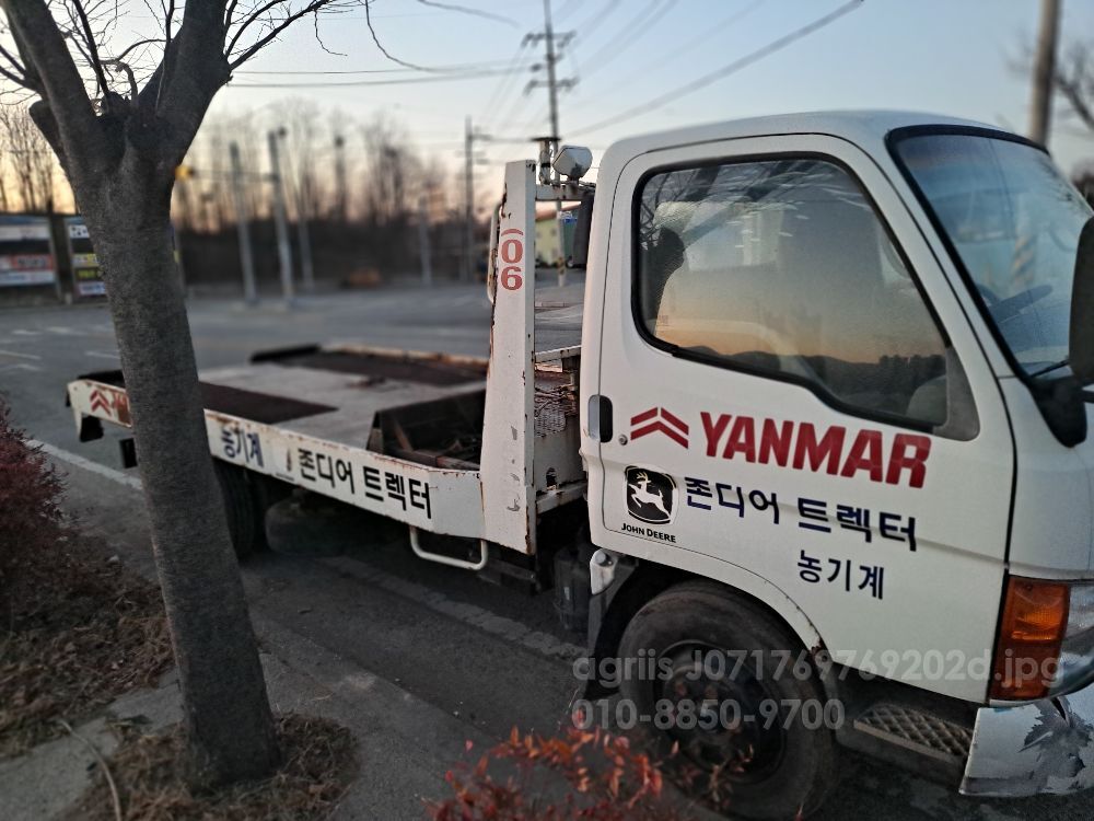 현대3.5톤터보설프.윈치 사다 현대3.5톤설프로다.윈치 현대3.5 사다리 트럭 뒤우측면