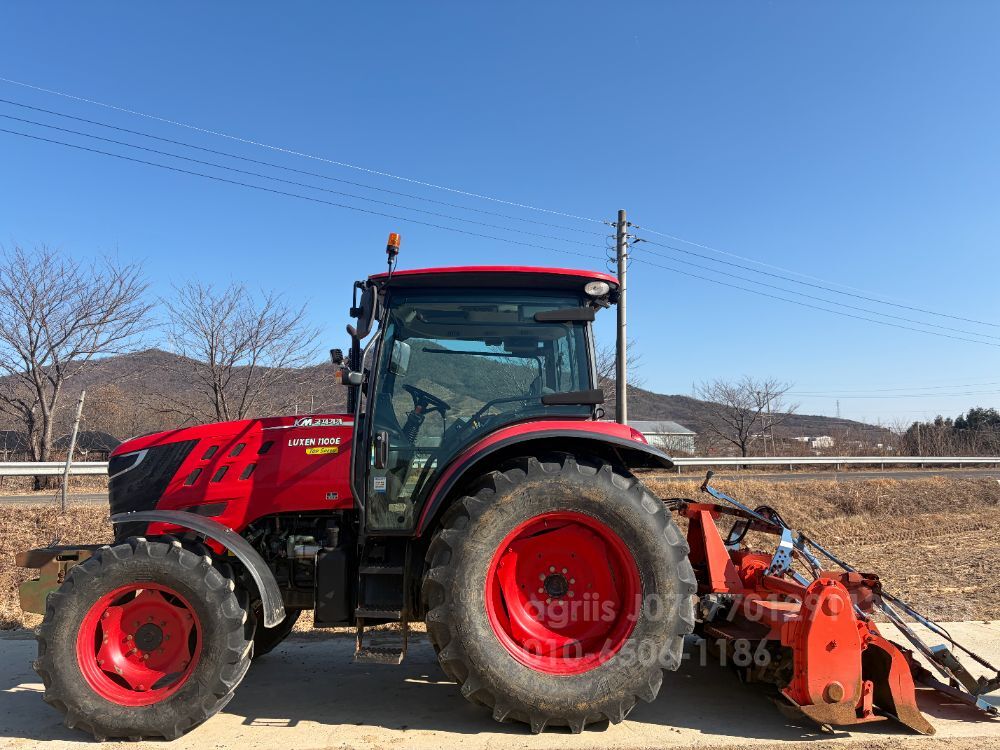 Kukje Tractor LUXEN1100E (111hp) 뒤우측면