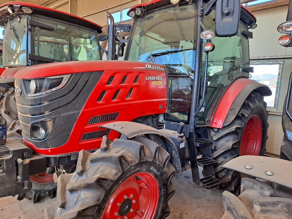 Kukje Tractor LUXEN1100E (111hp)