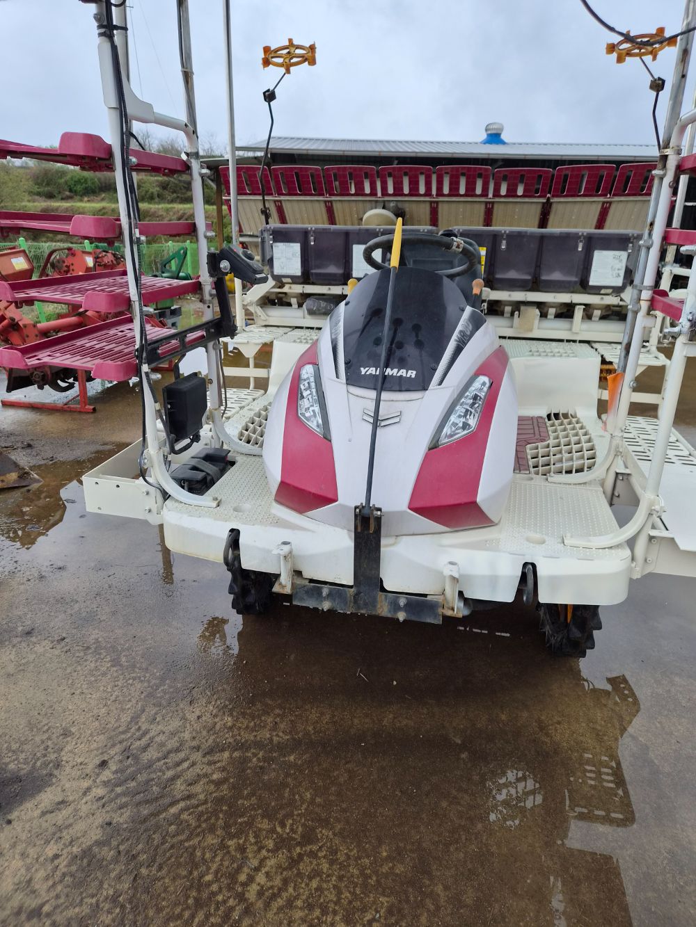 Yanmar Rice transplanter () 