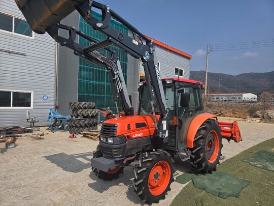 Kubota Tractor L550 (55hp)