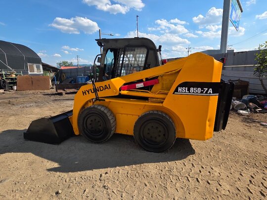 현대중공업 스키드로더 HSL850-7A