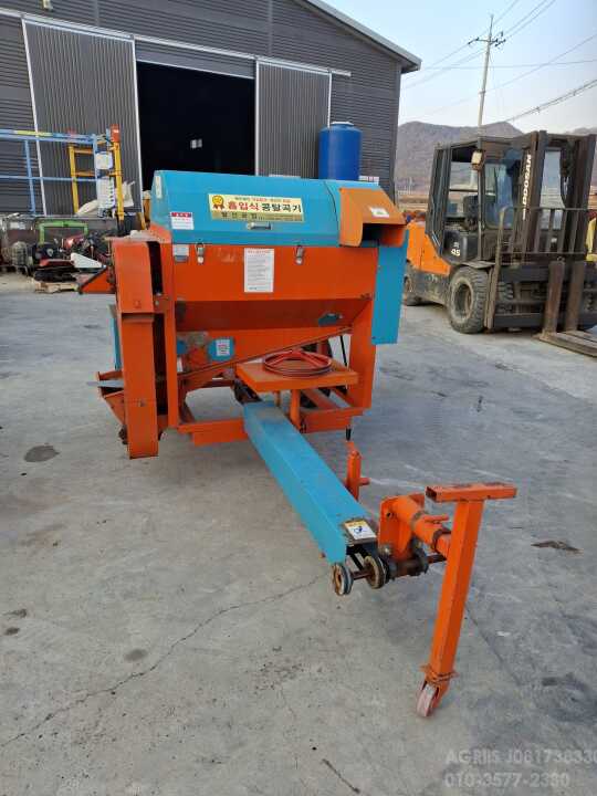 발산 경운기용탈곡기  경운기용탈곡기 